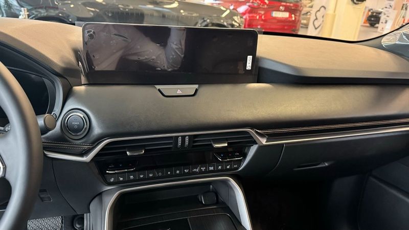 Mazda CX-80 bild 10