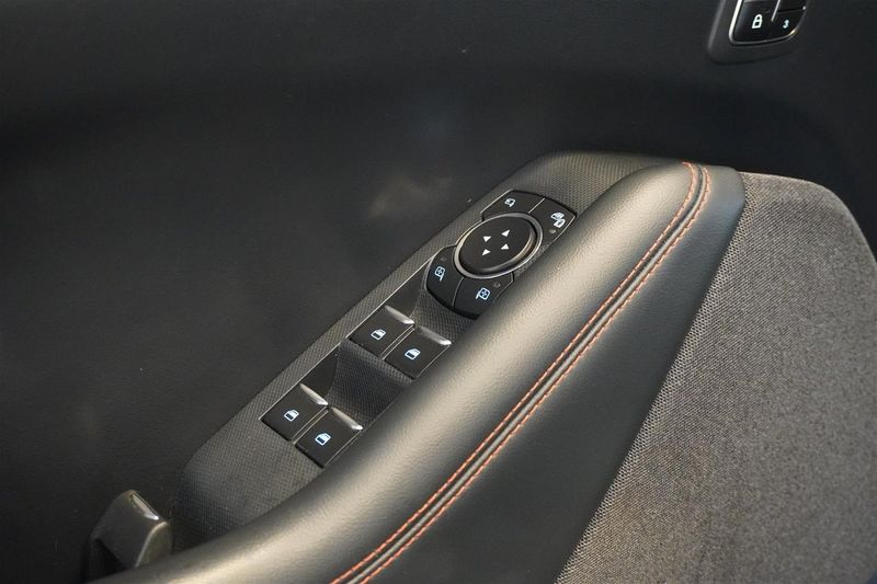 Ford Mustang Mach-E bild 22