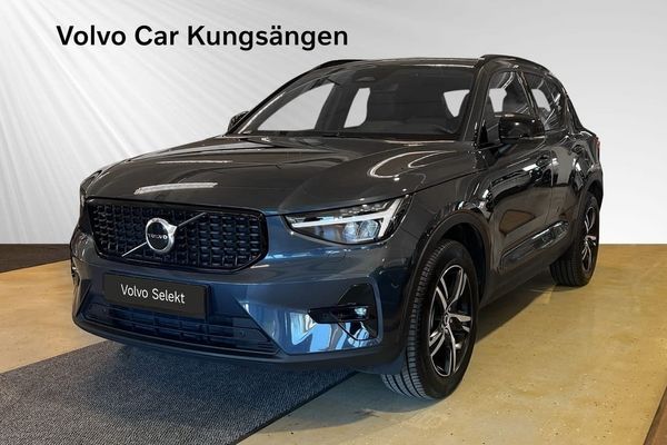 Volvo XC40 B4 FWD Bensin Plus Dark - 2026