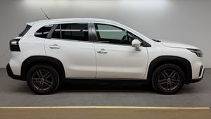 Suzuki S-CROSS bild 2