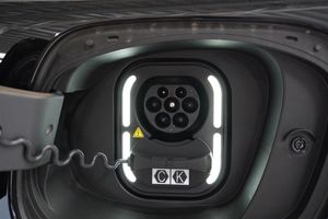 MG S6 EV bild 25