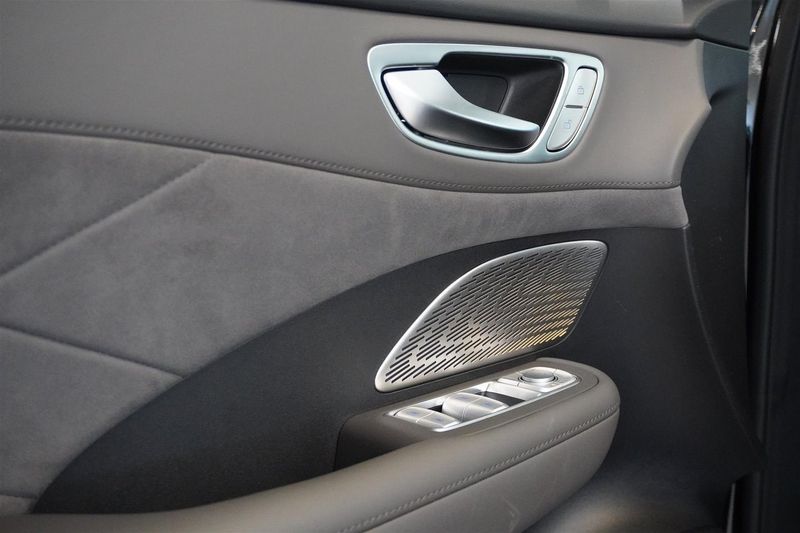 MG S6 EV bild 16