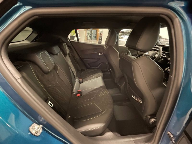 Peugeot e-2008 bild 8