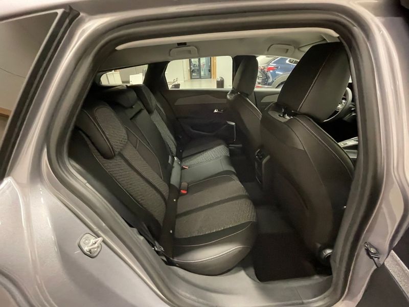 Peugeot 308 SW bild 8