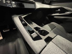 Peugeot e-3008 bild 13