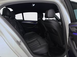 BMW 520 bild 8