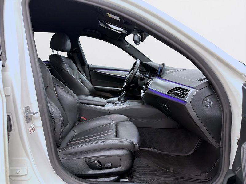 BMW 520 bild 10