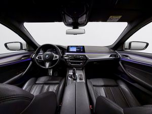 BMW 520 bild 9