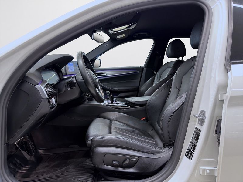 BMW 520 bild 11