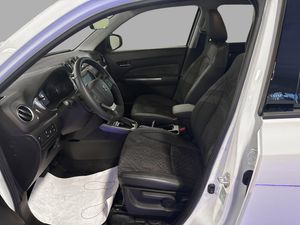 Suzuki Vitara bild 8