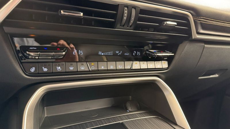 Mazda CX-80 bild 18
