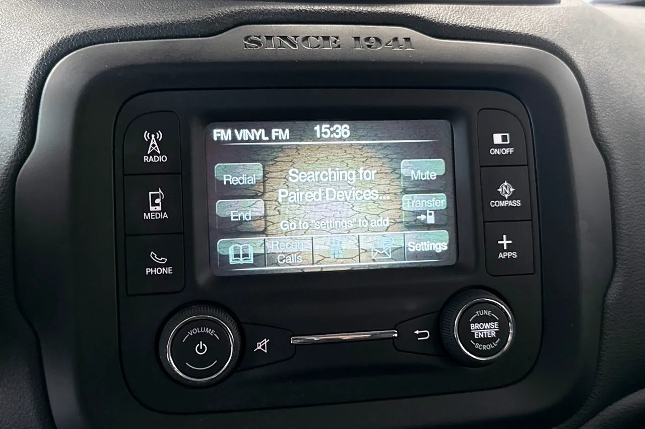 Vehicle image 21