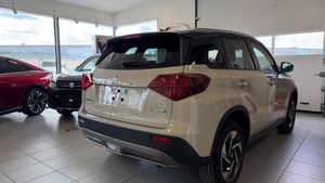 Suzuki Vitara bild 2