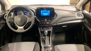 Suzuki S-CROSS bild 7
