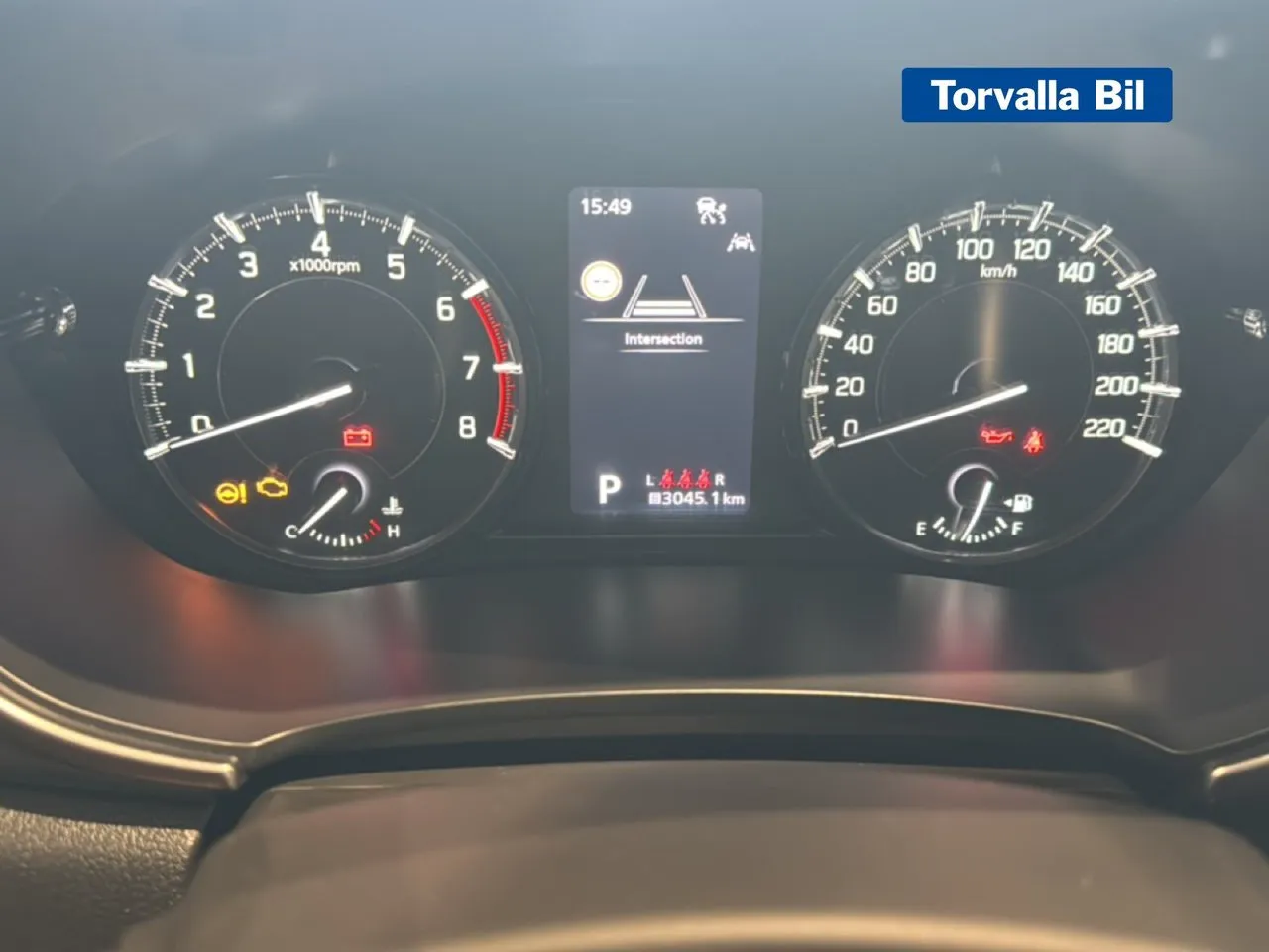 Vehicle image 10