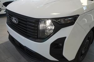 Ford Transit Courier bild 7