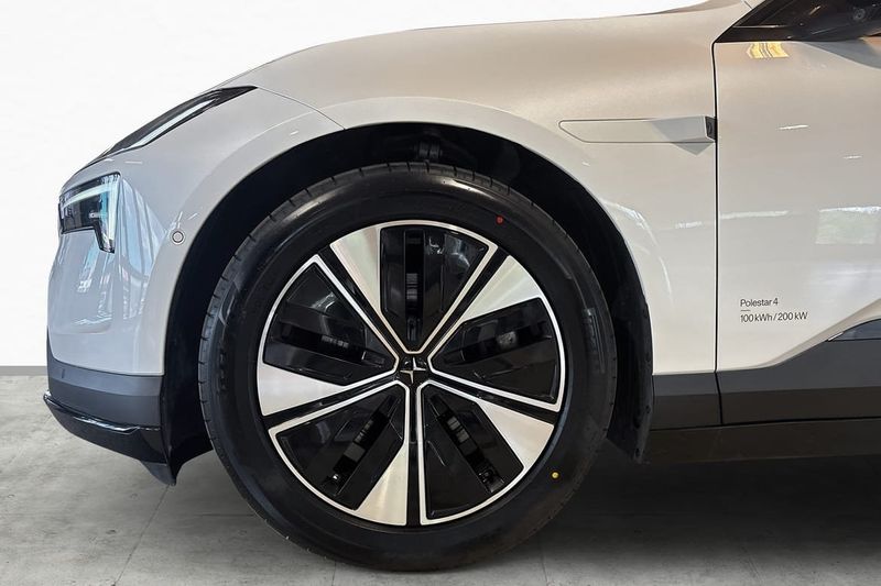 Polestar 4 bild 7