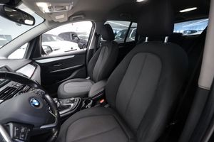 BMW 218 bild 19