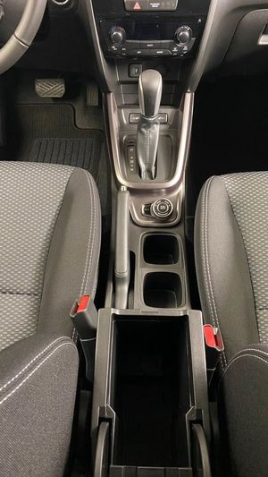 Suzuki Vitara bild 9