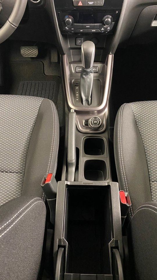 Suzuki Vitara bild 9
