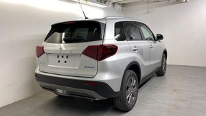 Suzuki Vitara bild 3