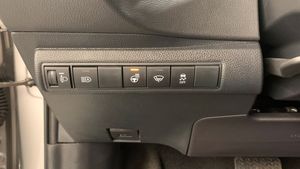 Suzuki Swace bild 10