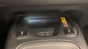 Suzuki Swace bild 16