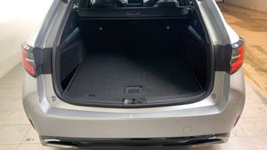 Suzuki Swace bild 4