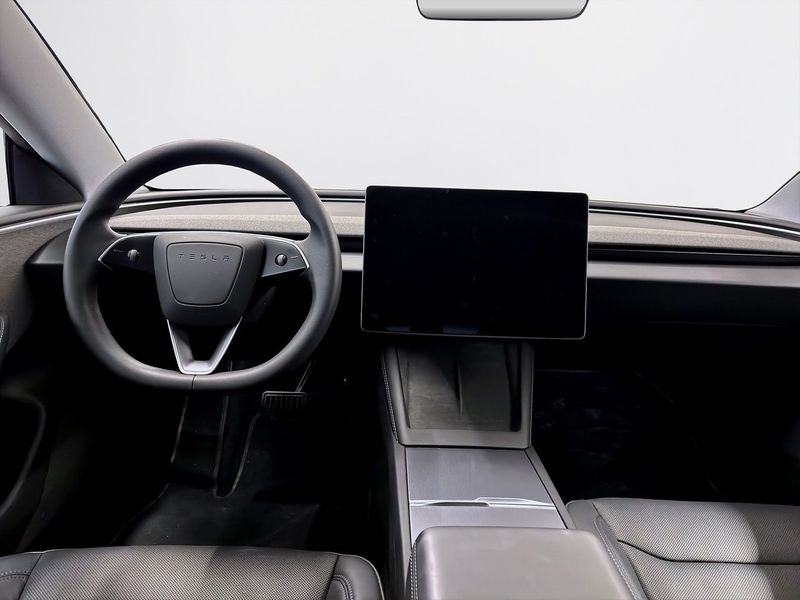 Tesla Model 3 bild 13