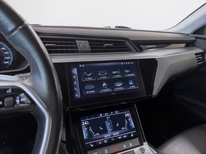 Audi Q8 e-tron bild 19