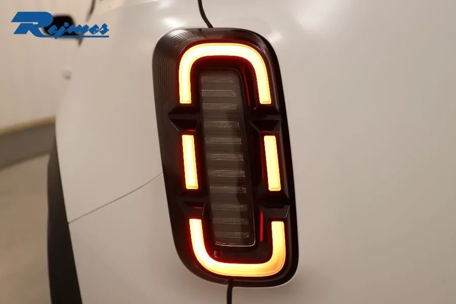 Vehicle image 20