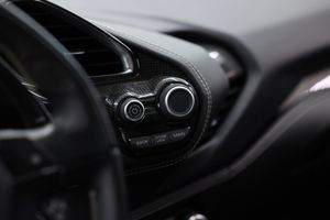 Ferrari 488 bild 21