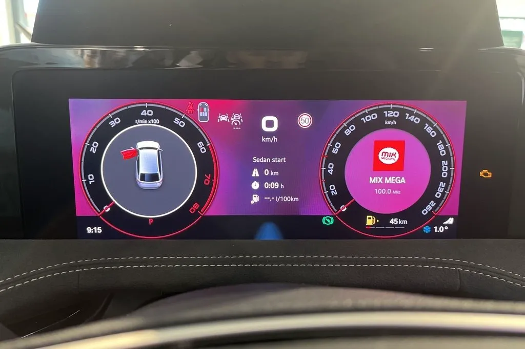 Vehicle image 20