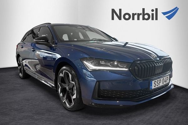 Skoda Superb Combi Sportline Plug-in 1,5 TSI DSG, Drag, Värmare - 2026