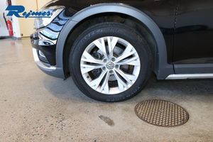 Volkswagen Passat bild 18