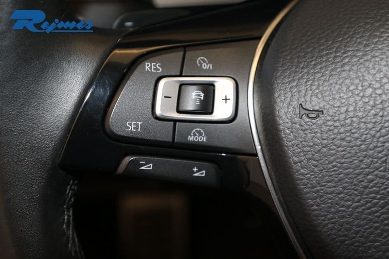 Volkswagen Passat bild 9