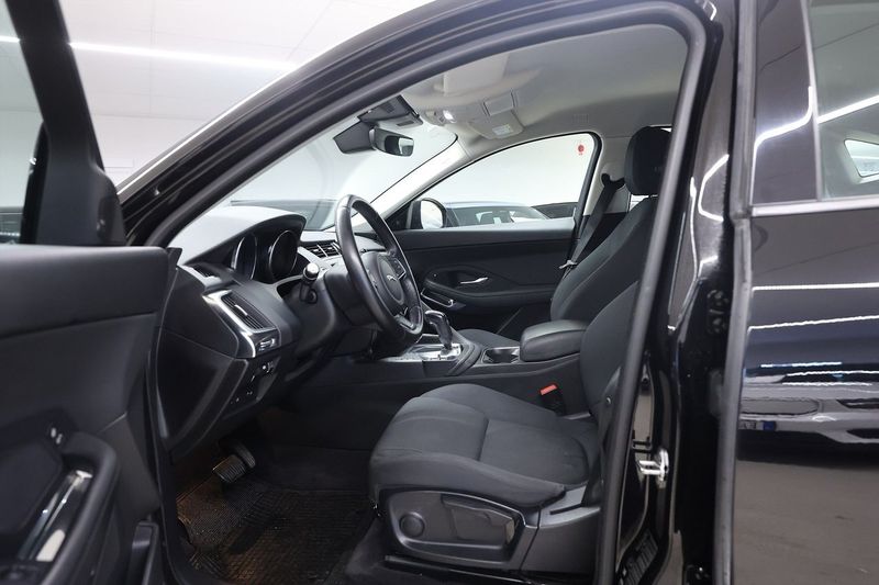 Jaguar E-Pace bild 17