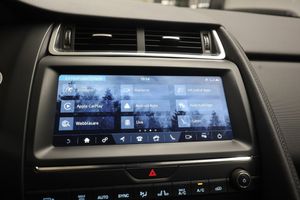 Jaguar E-Pace bild 20