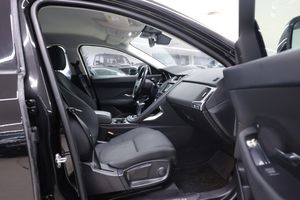 Jaguar E-Pace bild 16