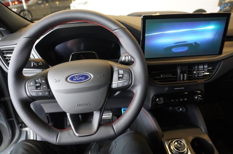 Ford Kuga bild 11