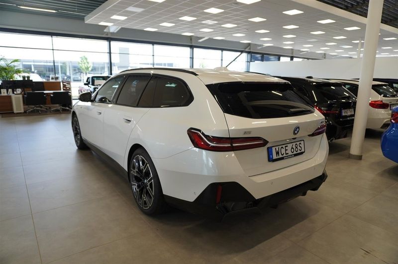 BMW i5 bild 7