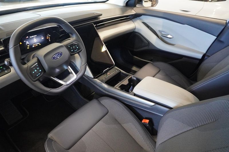 Ford Explorer bild 10