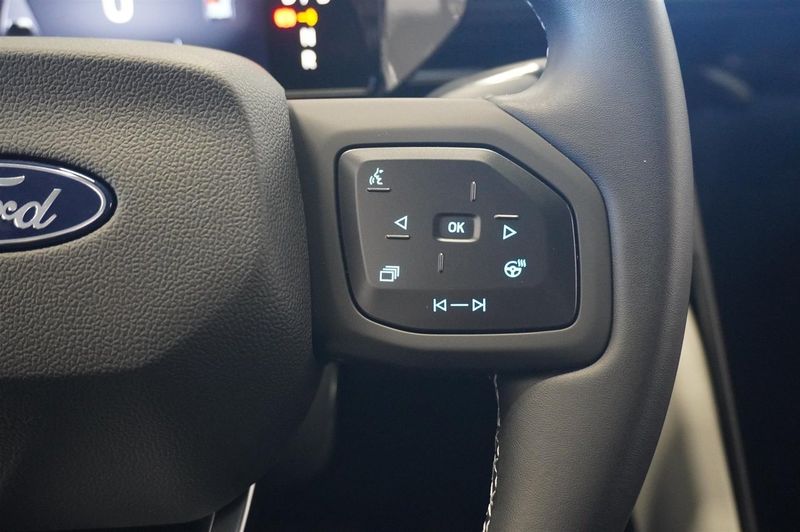 Ford Explorer bild 17