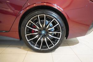 BMW i4 bild 10
