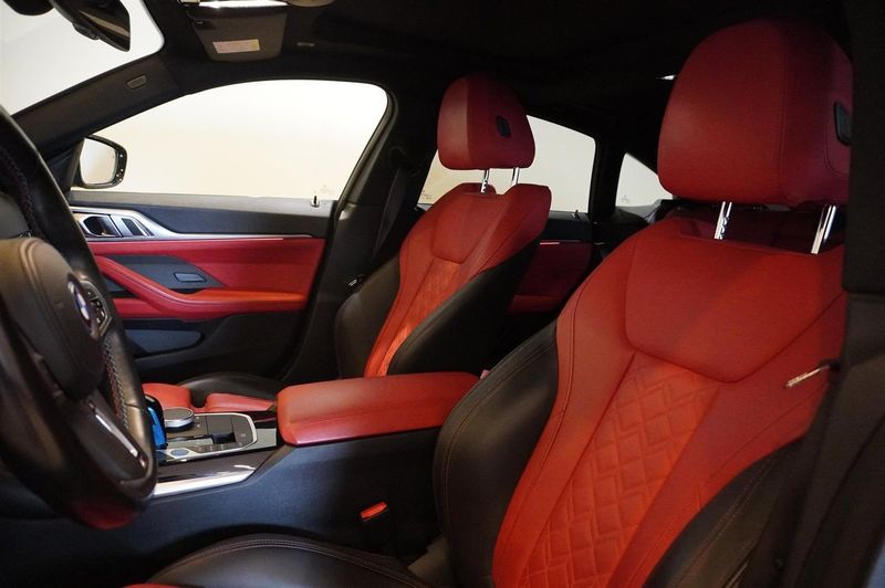 BMW i4 bild 19