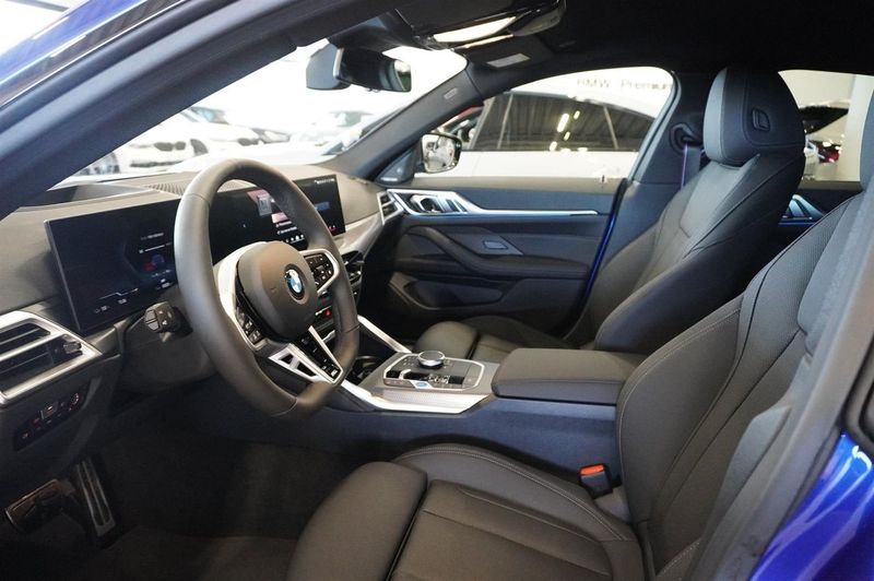 BMW i4 bild 12