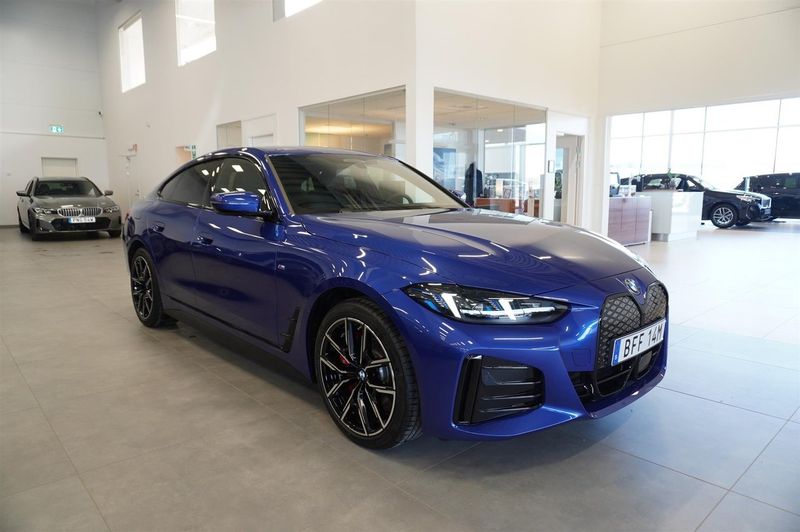 BMW i4 bild 7