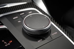 BMW i4 bild 7