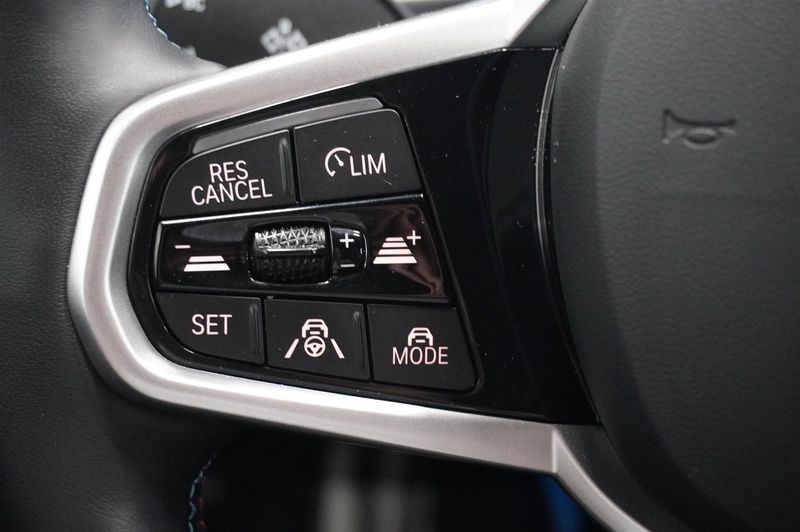 BMW i4 bild 11