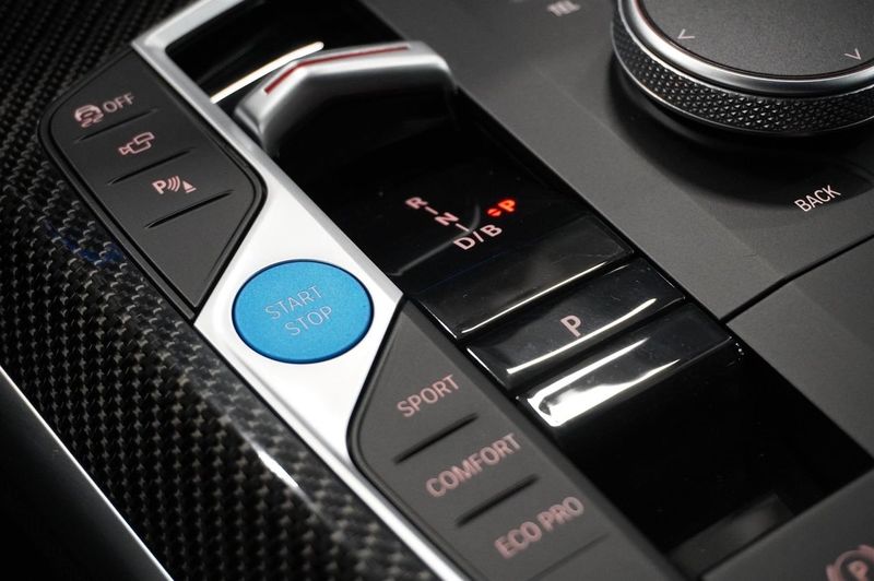 BMW i4 bild 8